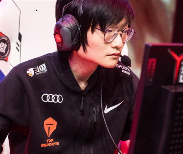 TES48之后又有FPX48、EDG48?输了比赛就换人
